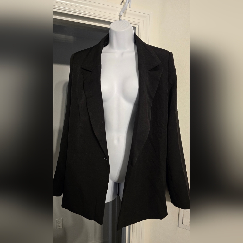 NWT PrettyLittleThing Womens Oversized Black Blazer - Size 6 - Picture 2 of 6